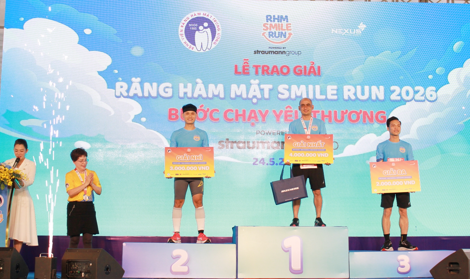 img4306-17795956009931199681940 Những bước chân nối nhịp yêu thương cho trẻ dị tật hàm mặt- Ảnh 3.
