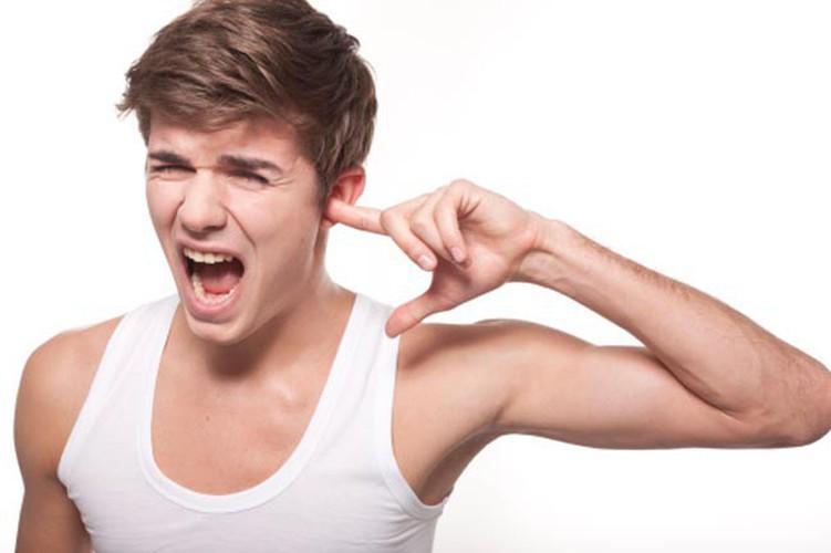 Nghe kém, nghẹt tai kéo dài do đâu?- Ảnh 3.