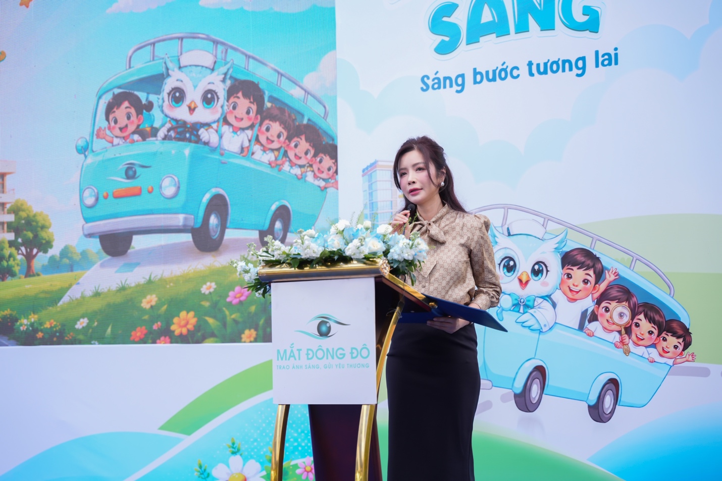 photo-1780830890571-17808308907741063818771 Phía sau những đôi mắt sáng: Khi y học được thắp sáng bằng trái tim- Ảnh 2.