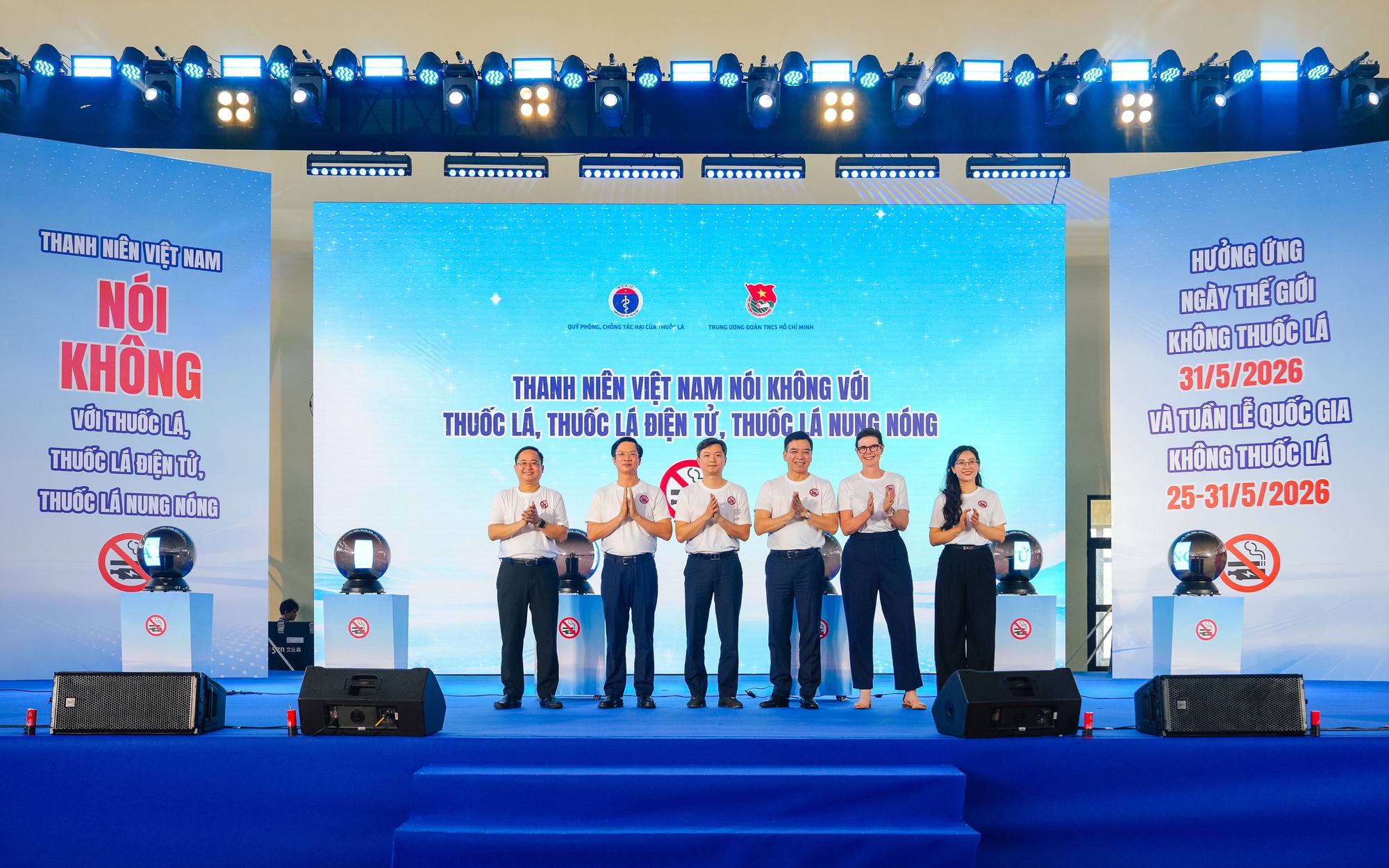 Bộ Nội vụ đề nghị cán bộ, công chức, viên chức, người lao động gương mẫu thực hiện nói không với thuốc lá- Ảnh 4.