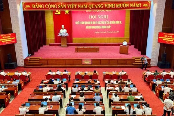 Quảng Ninh định hình mô hình quản trị mới sau 1 năm vận hành chính quyền địa phương 2 cấp
