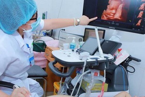 Từ 1/1/2027, phụ nữ mang thai, trẻ sơ sinh được hỗ trợ tối đa 900.000 đồng sàng lọc 9 bệnh