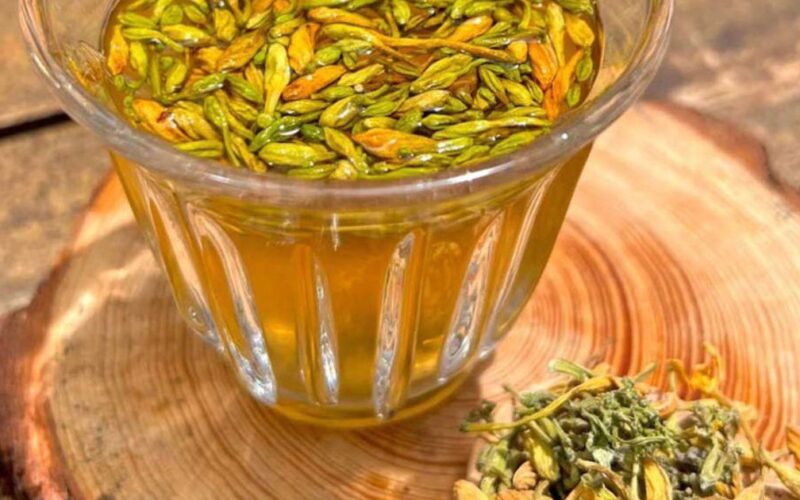 Hoa đu đủ đực giúp hỗ trợ điều trị bệnh gì?