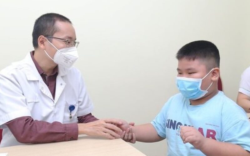 Báo động thừa cân, béo phì học đường ở Hà Nội
