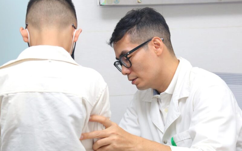 Trẻ bị dị tật tiết niệu, sinh dục phát hiện muộn có thể ảnh hưởng sinh sản sau này