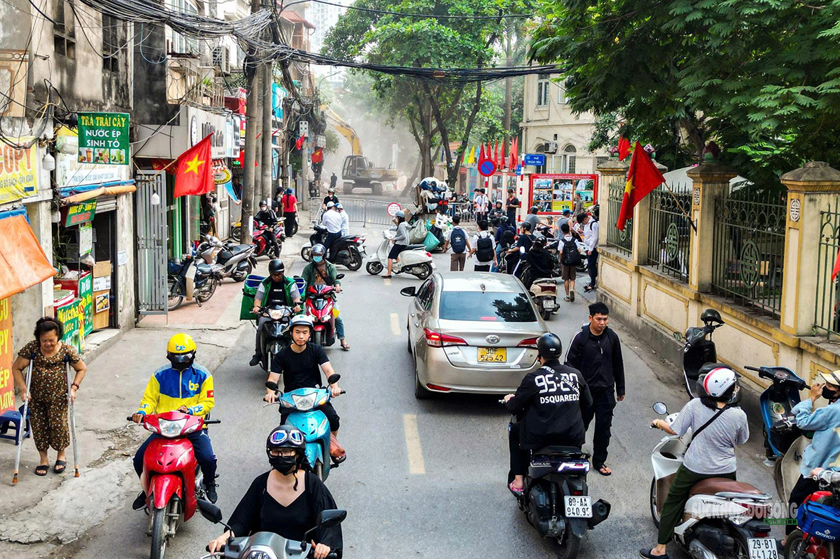 Cập nhật hình ảnh mới nhất đoạn Vành đai 2,5 qua Nhân Chính- Ảnh 3.