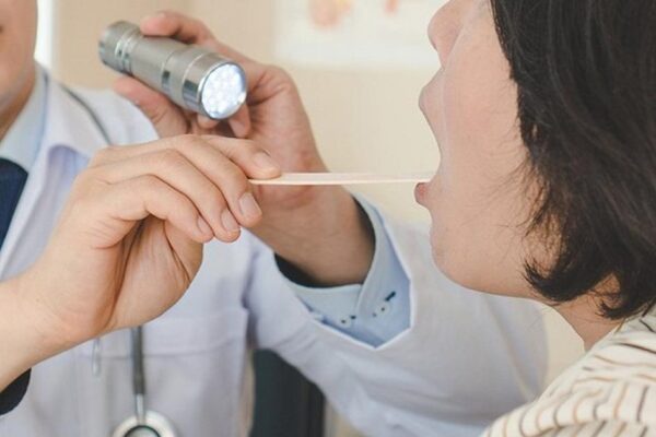 Ho có thể là dấu hiệu của nhiều bệnh lý, cách giảm ho hiệu quả