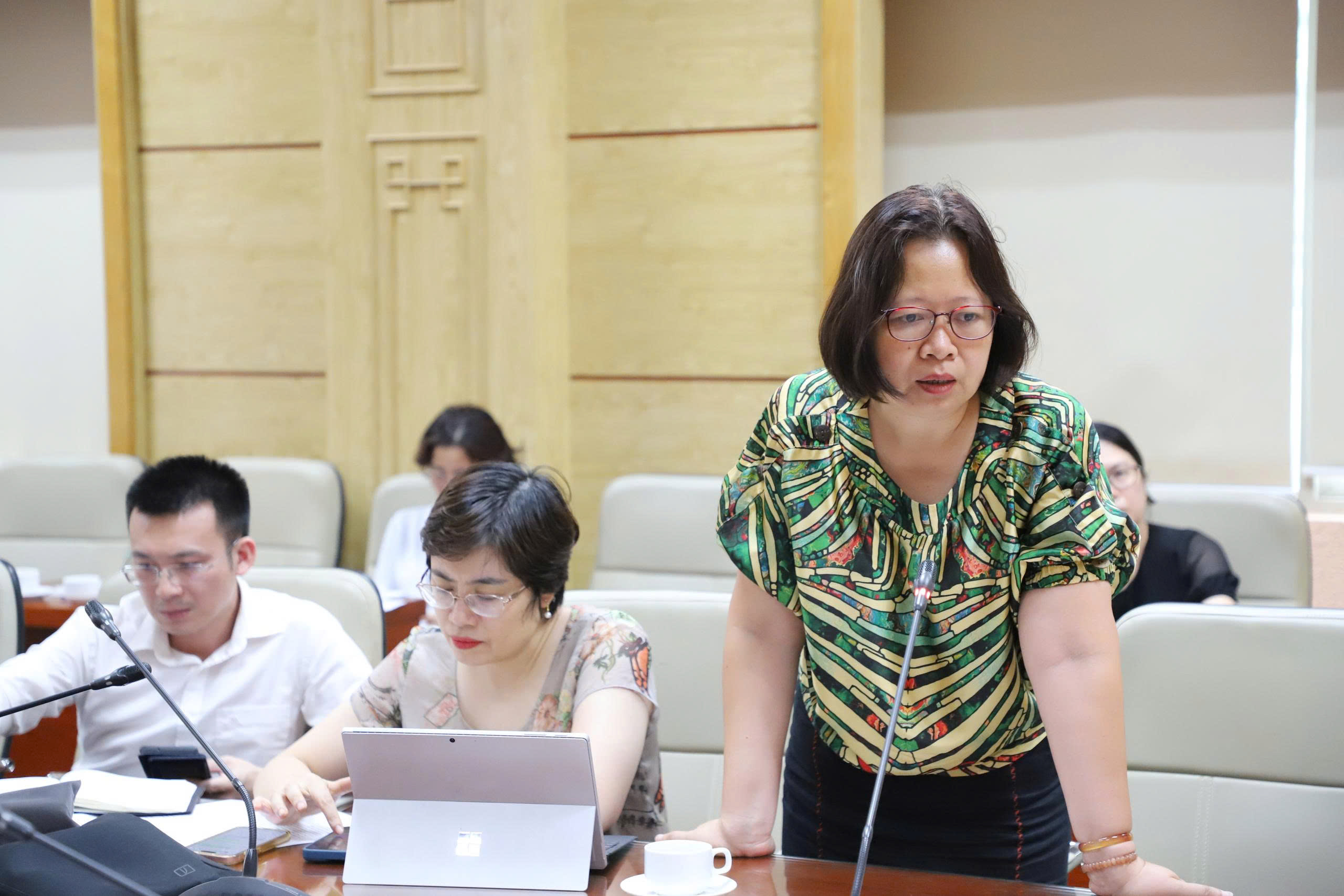 Sửa đổi Luật An toàn thực phẩm: Đề xuất quản lý theo chuỗi, thống nhất đầu mối từ Trung ương đến địa phương- Ảnh 6.