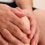 Suýt mất chân vì tắc động mạch cấp chi dưới, bác sĩ cảnh báo dấu hiệu không nên bỏ qua