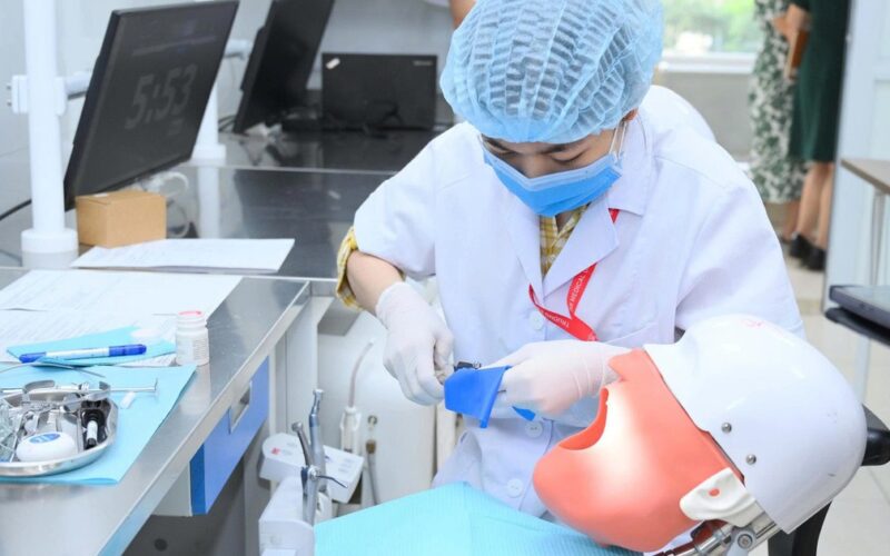 Lo ngại khoảng trống kiến thức nền tảng khi xét tuyển khối ngành Sức khỏe bằng môn xã hội