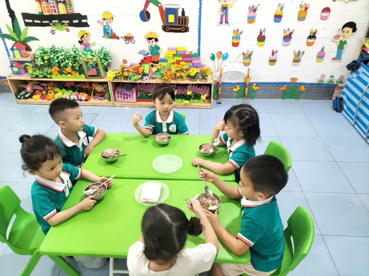z782095062226025598199bcabd362993fa61d9315b23e-17797019651961732742446 Nỗ lực nâng cao chất lượng dinh dưỡng học đường tại Trường Mầm non Linh Sơn- Ảnh 6.