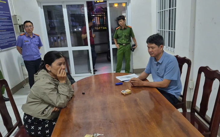 Mua rắn hổ chúa để sử dụng, người đàn ông bị khởi tố- Ảnh 2.