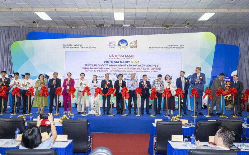 Thúc đẩy chuyển đổi xanh và số hóa ngành sữa Việt