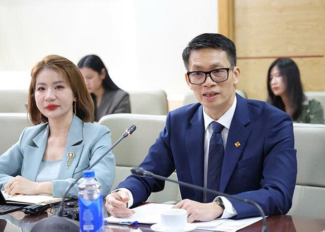 z78751374705308a43601d2ffeb1bcd1a1a1e32f41cd3a-17799669998831218946108 Bộ trưởng Bộ Y tế Đào Hồng Lan tiếp, làm việc với Lãnh đạo cấp cao Tập đoàn Hetero Labs Limited, Ấn Độ
- Ảnh 5.