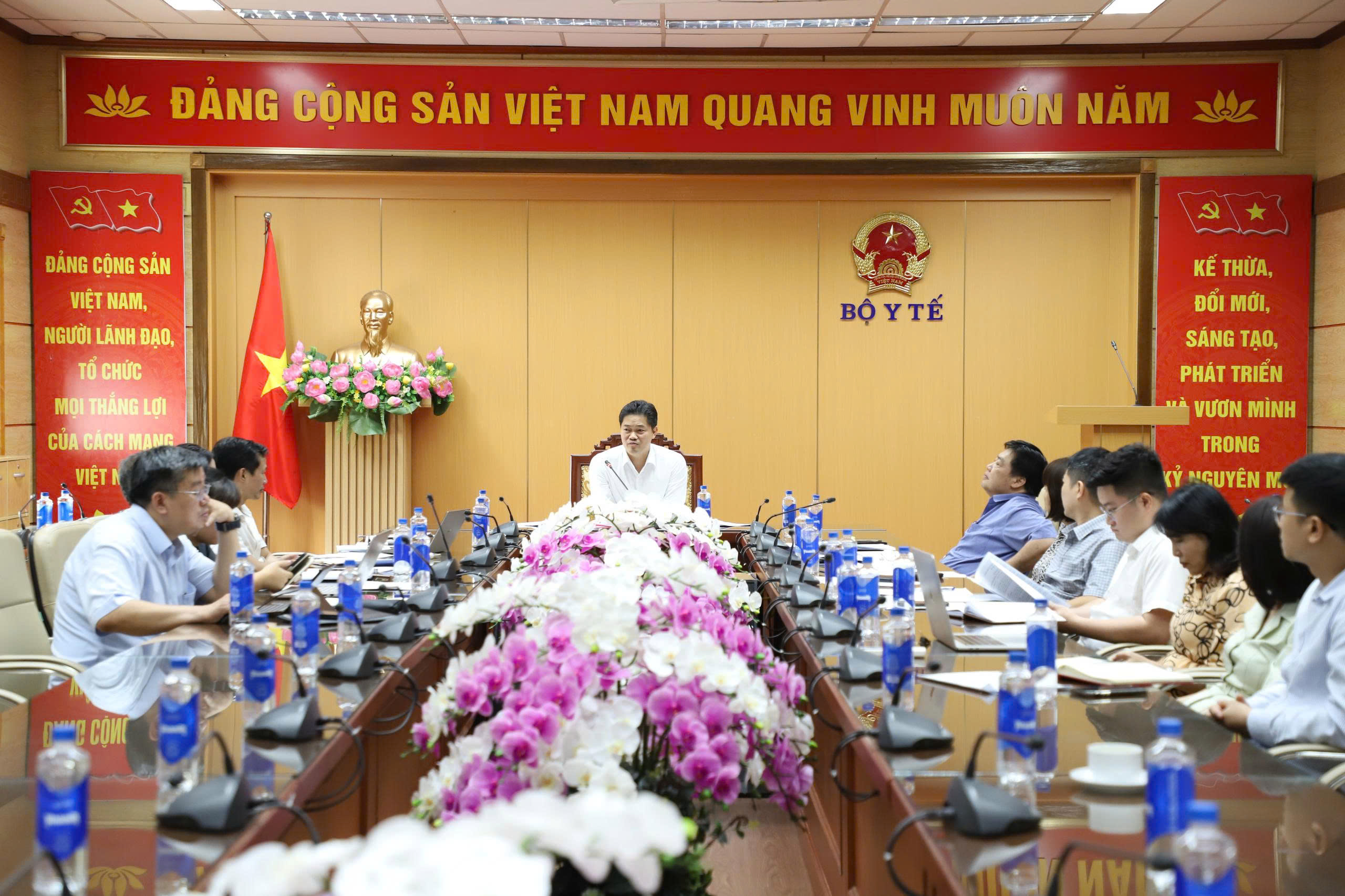 z788031167020398325815802f6608c90f971ff301ef2e-17801061601002019023891 Bộ Y tế tăng tốc cải cách hành chính, tập trung xử lý nhiệm vụ chậm tiến độ- Ảnh 2.