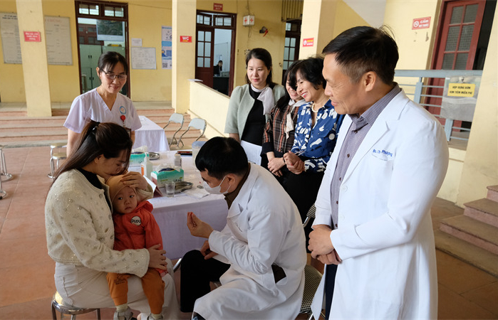 Có nên bổ sung vitamin A liều cao kéo dài cho trẻ?- Ảnh 1.