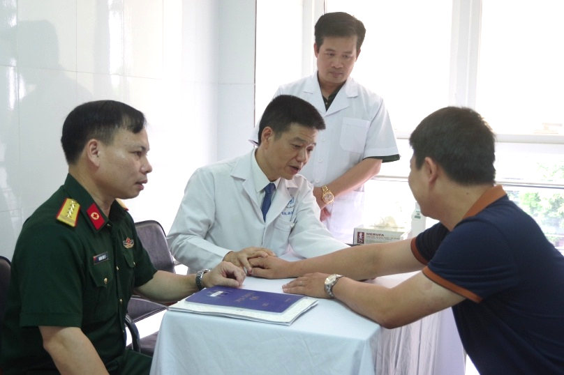 base64-17812406926991643803071 Khai trương phòng khám vảy nến tại Bệnh viện Quân y 7 nâng cao điều trị vảy nến 2026 - Ảnh 2.