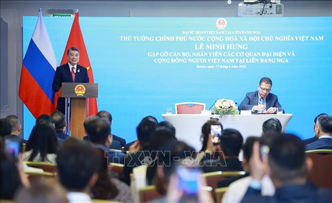 Thủ tướng Lê Minh Hưng gặp cộng đồng người Việt Nam tại Nga- Ảnh 2.