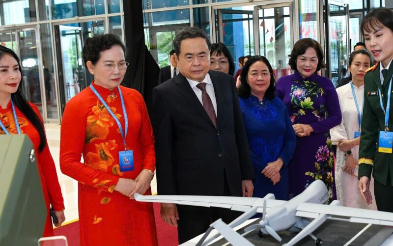 Chủ tịch Quốc hội Trần Thanh Mẫn dự Đại hội đại biểu Phụ nữ toàn quốc