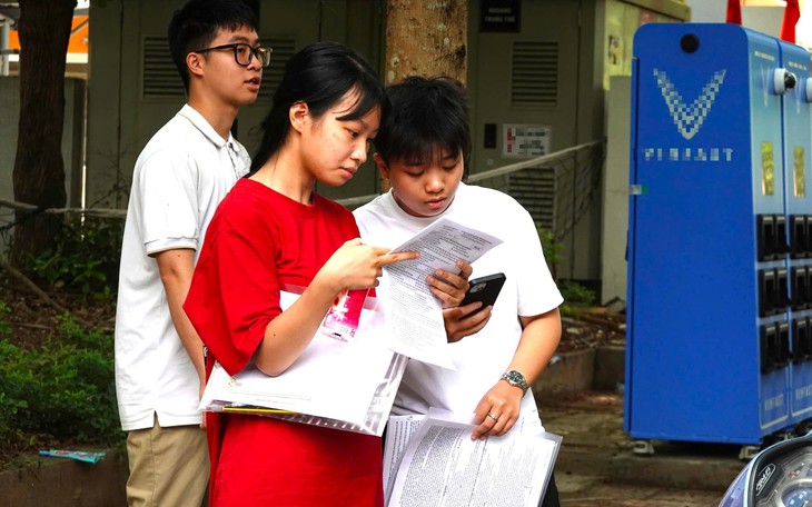 Vì sao đáp án thi tốt nghiệp THPT không được công bố ngay?- Ảnh 2.
