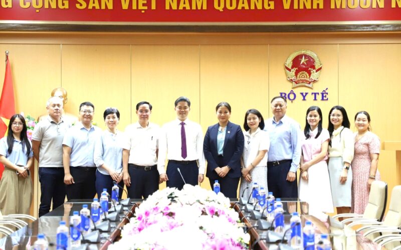 Thứ trưởng Thường trực Vũ Mạnh Hà tiếp Giám đốc UNAIDS phụ trách Việt Nam, Lào, Campuchia và Malaysia