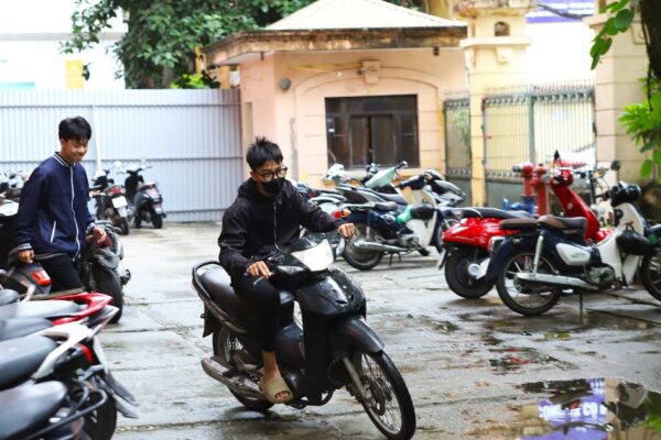 Cho mượn xe tưởng vô hại, chủ xe có thể bị phạt rất nặng nếu bỏ qua điều này