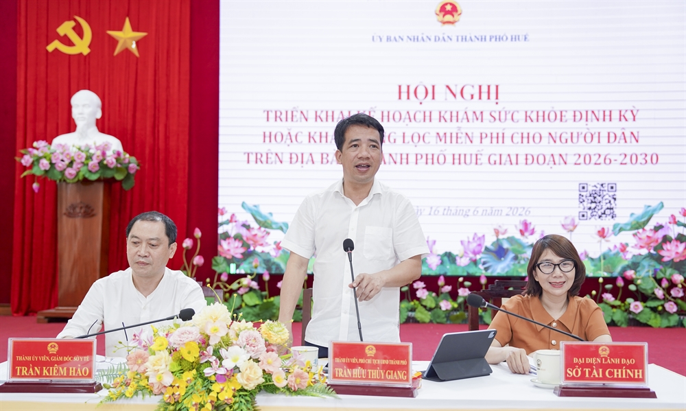 hue-trien-khai-kham-suc-khoe-dinh-ky-1781604603231814594159 Huế triển khai khám sức khỏe định kỳ cho người dân, tích hợp kết quả vào Sổ sức khỏe điện tử- Ảnh 1.