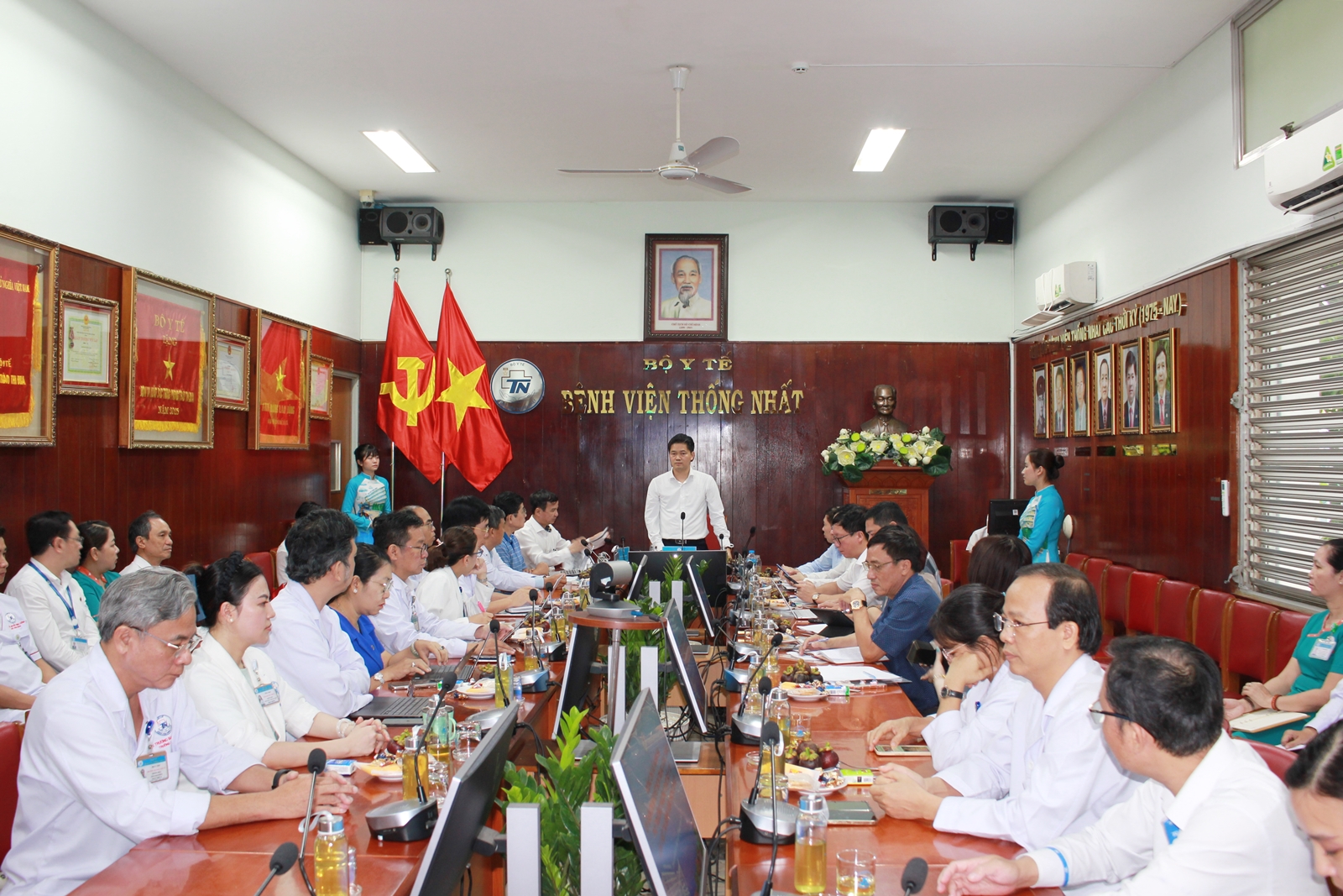img4651-17818241283621232314581 Thứ trưởng Thường trực Vũ Mạnh Hà: Nâng cao năng lực hệ thống bảo vệ và chăm sóc sức khỏe cán bộ trong giai đoạn mới- Ảnh 3.