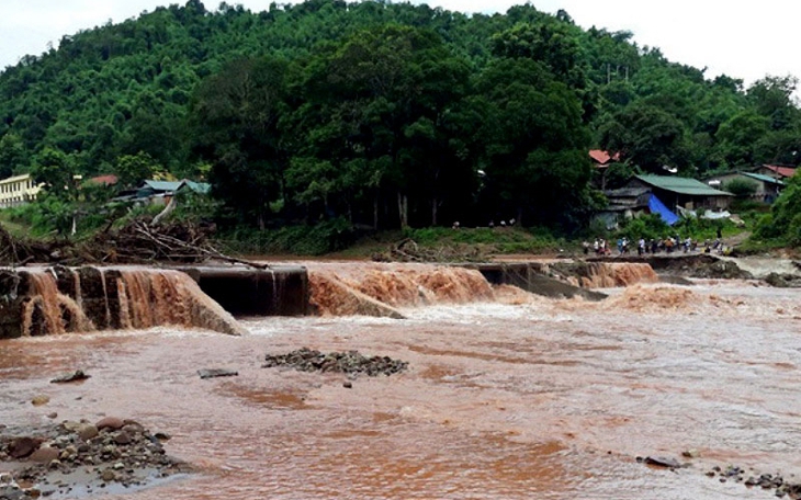 Cảnh báo nhiều tuyến đường có thể bị chia cắt vì mưa lũ ở Bắc Bộ- Ảnh 1.