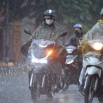 Miền Bắc bước vào đợt mưa dông, lũ trên các sông dâng cao