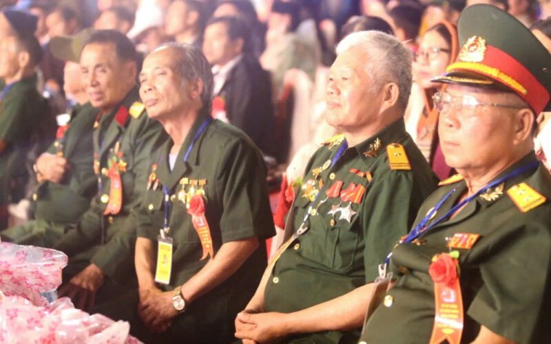 Trình Chủ tịch nước tặng quà cho người có công dịp 27/7 hơn 475 tỷ đồng