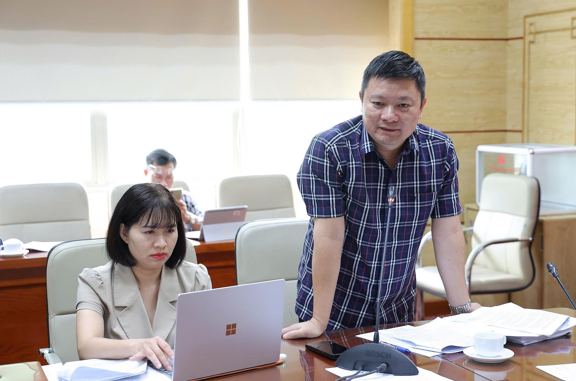 to-duc-17816547190371251613229 Thứ trưởng Nguyễn Thị Liên Hương: Hoàn thiện pháp lý tổ chức, hoạt động và quản lý cơ sở trợ giúp xã hội- Ảnh 2.