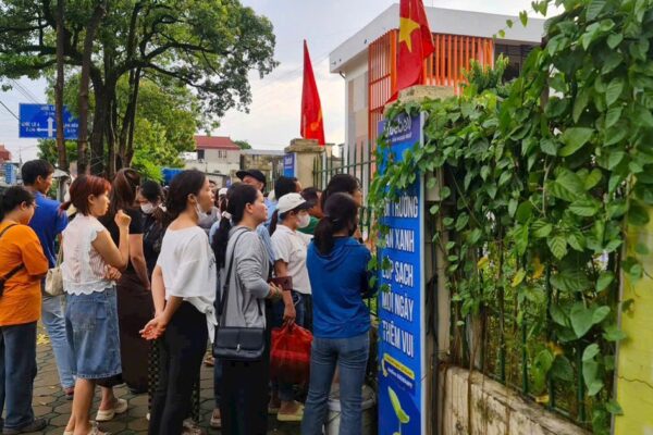 Sau khi con thi xong môn cuối, phụ huynh cần làm gì?