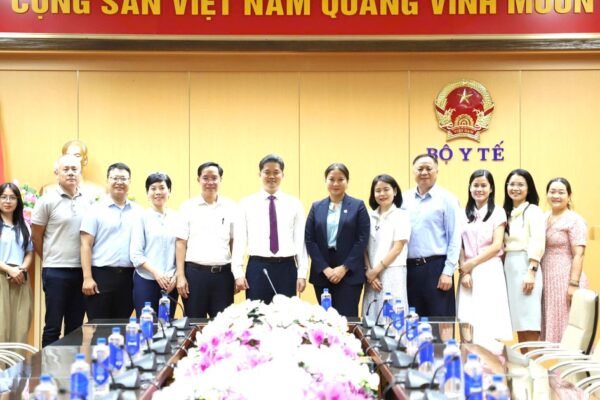 Thứ trưởng Thường trực Vũ Mạnh Hà tiếp Giám đốc UNAIDS phụ trách Việt Nam, Lào, Campuchia và Malaysia