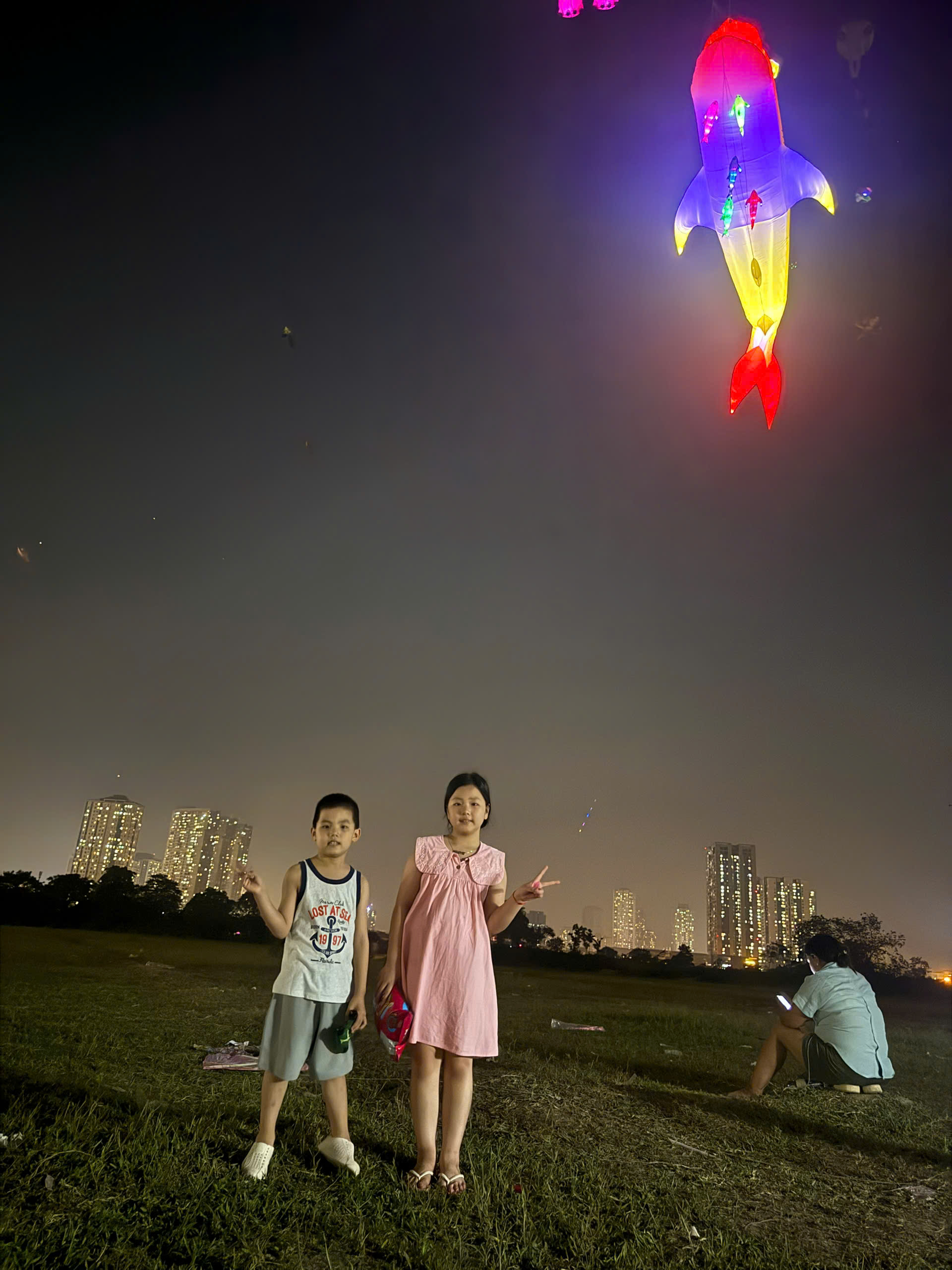 z78711503491226e2f48ea1166723213d032adf73a1fc5-1781167553204786438328 Trẻ 'ôm' điện thoại suốt hè: Chuyên gia cảnh báo những tổn thương tâm lý âm thầm- Ảnh 2.